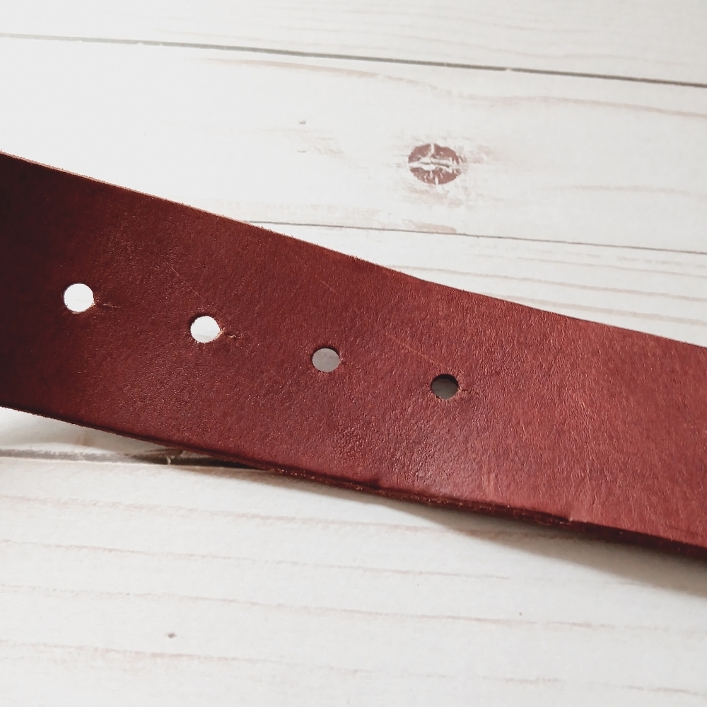 GAP Burgundy Leather Belt Brass Tone Buckle Women's Large - Picture 6 of 10